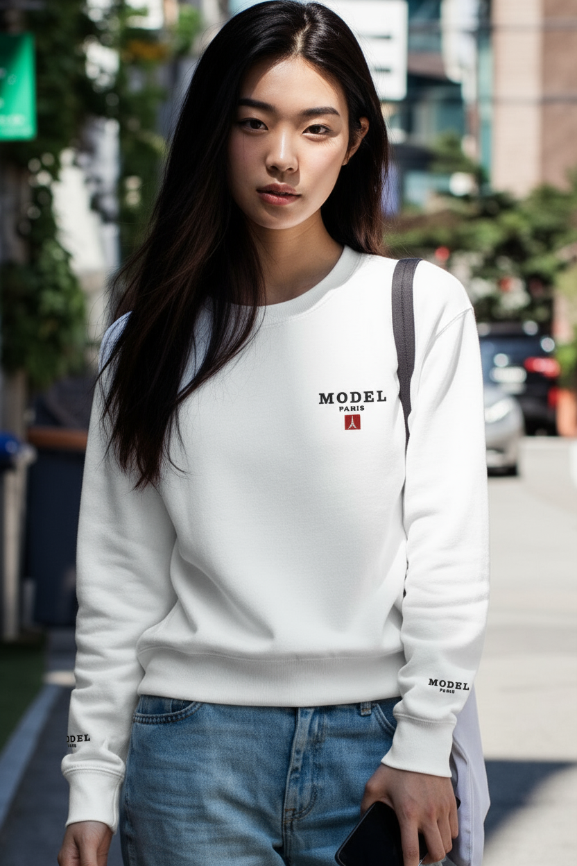 MODEL PARIS Sweatshirt Close-up